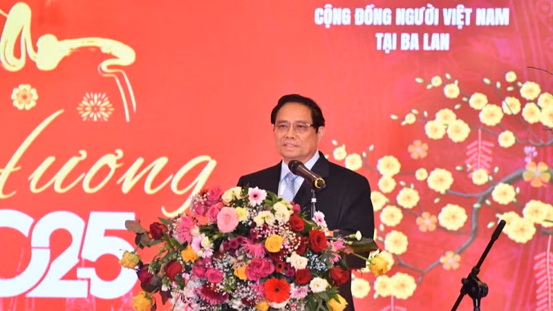 Thủ tướng Phạm Minh Chính phát biểu ý kiến tại Chương trình Xuân Quê hương 2025 (Ảnh: THANH GIANG).