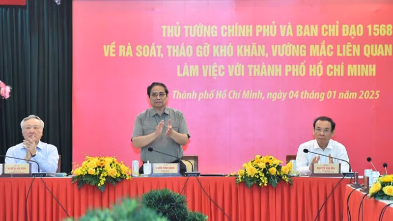 Thủ tướng Phạm Minh Chính dự cuộc làm việc của Thủ tướng Chính phủ và Ban Chỉ đạo với Thành phố Hồ Chí Minh (Ảnh: THANH GIANG). 