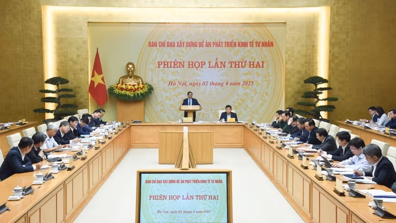 Quang cảnh phiên họp. (Ảnh: TRẦN HẢI) Quang cảnh phiên họp. (Ảnh: TRẦN HẢI)