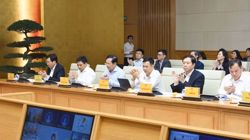 Lãnh đạo các bộ, ngành tham dự Hội nghị (Ảnh: TRẦN HẢI).