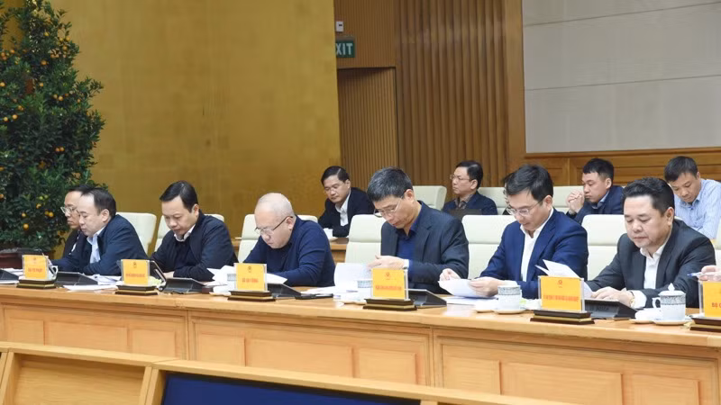 Lãnh đạo các bộ, ngành Trung ương là thành viên Ban Chỉ đạo tại phiên họp. (Ảnh: TRẦN HẢI) Lãnh đạo các bộ, ngành Trung ương là thành viên Ban Chỉ đạo tại phiên họp. (Ảnh: TRẦN HẢI)