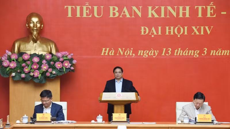 Thủ tướng Phạm Minh Chính chủ trì phiên họp thứ tư Tiểu ban Kinh tế-Xã hội Đại hội lần thứ XIV của Đảng. (Ảnh: TRẦN HẢI)