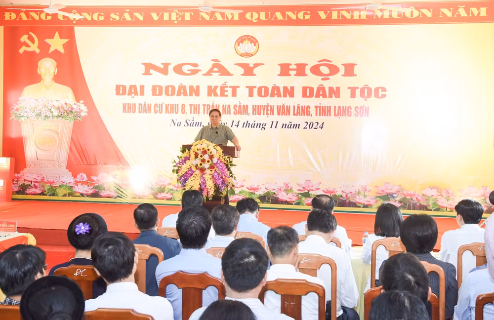 Quang cảnh Ngày hội Đại đoàn kết toàn dân tộc tại thị trấn Na Sầm, huyện Văn Lãng, tỉnh Lạng Sơn. (Ảnh: Trần Hải)