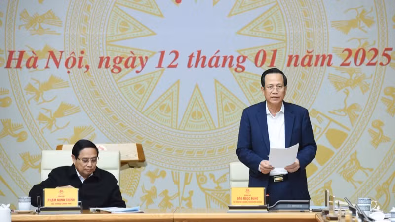 Bộ trưởng Lao động - Thương binh và Xã hội Đào Ngọc Dung phát biểu ý kiến tại Phiên họp (Ảnh: TRẦN HẢI). Bộ trưởng Lao động - Thương binh và Xã hội Đào Ngọc Dung phát biểu ý kiến tại Phiên họp (Ảnh: TRẦN HẢI).