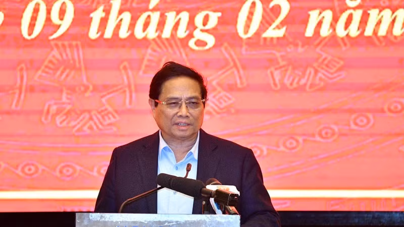 Thủ tướng Phạm Minh Chính phát biểu ý kiến kết luận cuộc làm việc với Ban Thường vụ Thành ủy Đà Nẵng. (Ảnh: THANH GIANG)