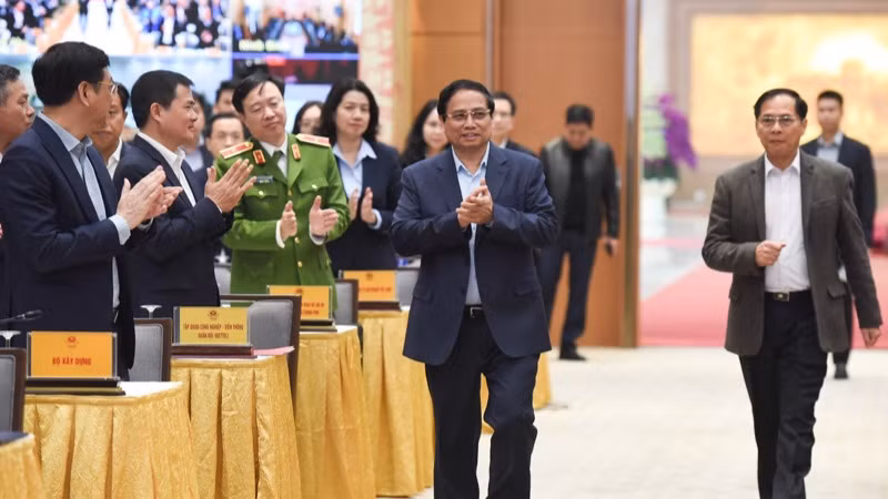 Thủ tướng Phạm Minh Chính tới dự và chủ trì Phiên họp lần thứ nhất Ban Chỉ đạo. (Ảnh: TRẦN HẢI) Thủ tướng Phạm Minh Chính tới dự và chủ trì Phiên họp lần thứ nhất Ban Chỉ đạo. (Ảnh: TRẦN HẢI)