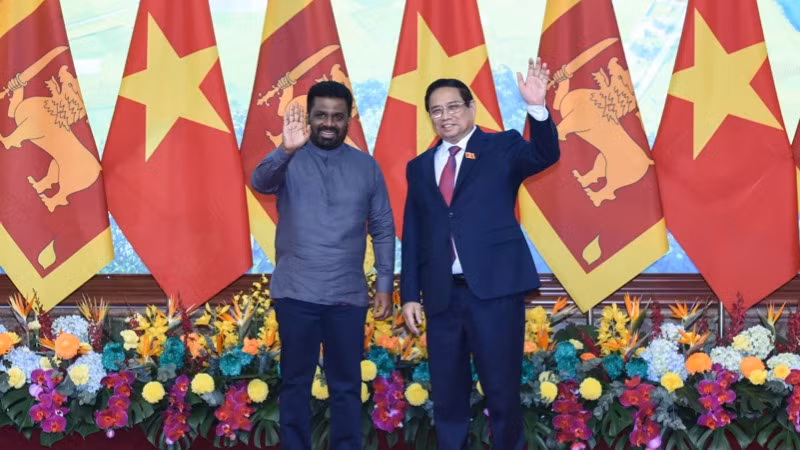 Thủ tướng Chính phủ Phạm Minh Chính và Tổng thống Cộng hòa xã hội chủ nghĩa dân chủ Sri Lanka Anura Kumara Dissanayaka. (Ảnh: TRẦN HẢI)