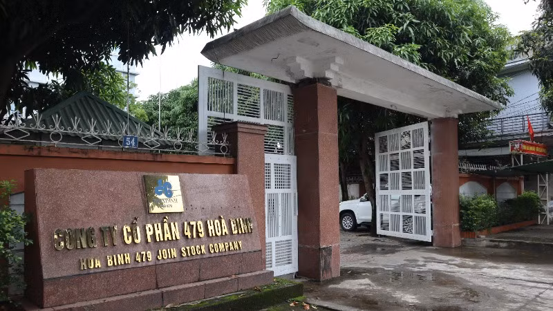 Tổng số tiền Công ty cổ phần 479 Hòa Bình bị phạt là 180 triệu đồng. Tổng số tiền Công ty cổ phần 479 Hòa Bình bị phạt là 180 triệu đồng.