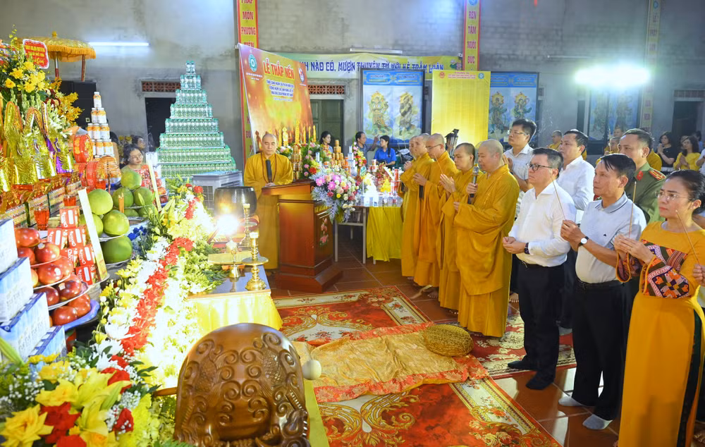 Lễ Cầu siêu anh linh 512 liệt sĩ nhà báo.