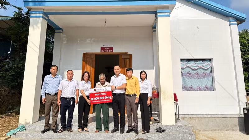 Có hơn 9.500 nhà được xây dựng từ nguồn xã hội hóa.