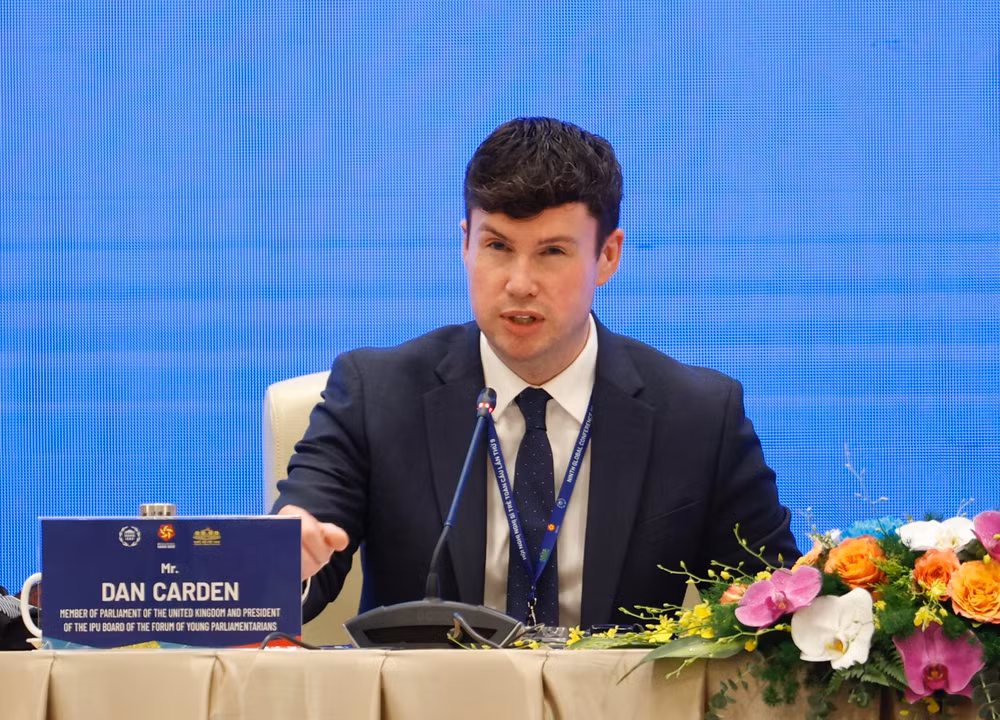 Ông Dan Carden, Chủ tịch Diễn đàn Nghị sĩ trẻ IPU tại phiên thảo luận. (Ảnh: DUY LINH) Ông Dan Carden, Chủ tịch Diễn đàn Nghị sĩ trẻ IPU tại phiên thảo luận. (Ảnh: DUY LINH)