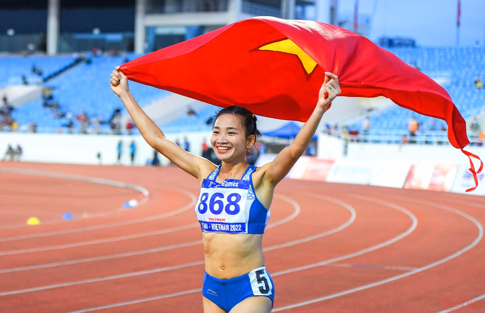 Nguyễn Thị Oanh là vận động viên tiêu biểu của thể thao Việt Nam năm 2022. (Ảnh: THÀNH ĐẠT)