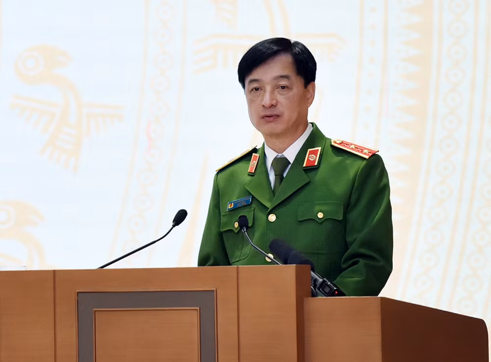 Thứ trưởng Công an Nguyễn Duy Ngọc báo cáo tóm tắt sơ kết 1 năm thực hiện Đề án 06.