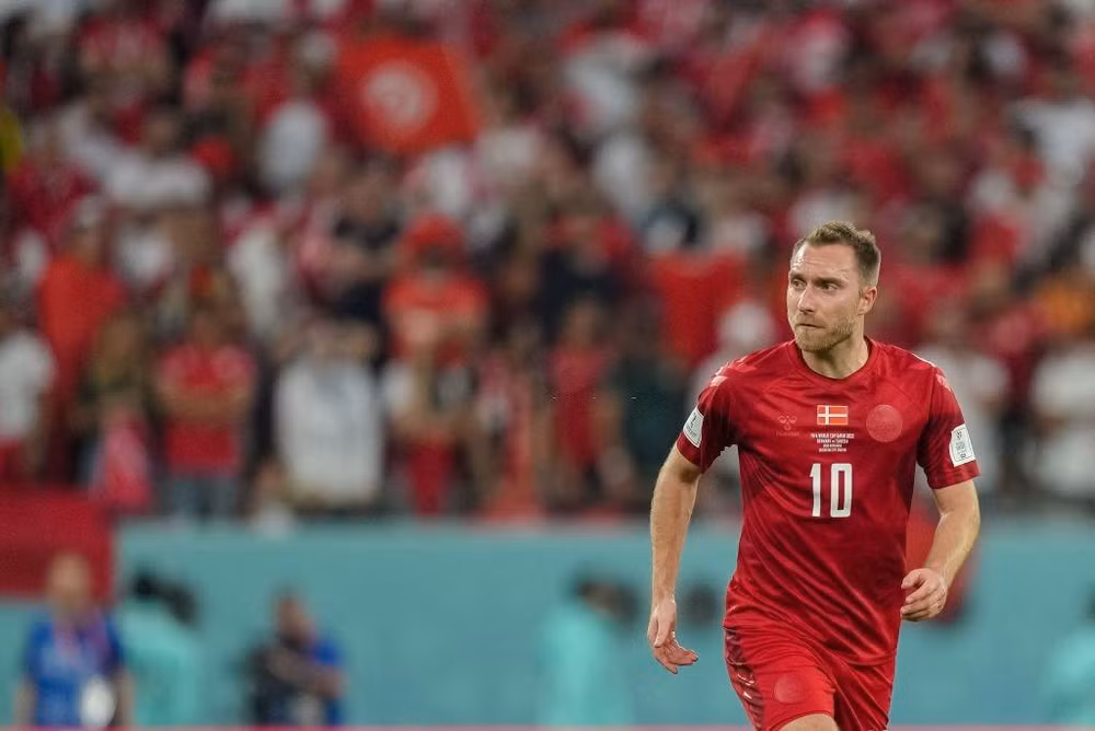 Eriksen chưa thể tạo nên điểm nhấn.