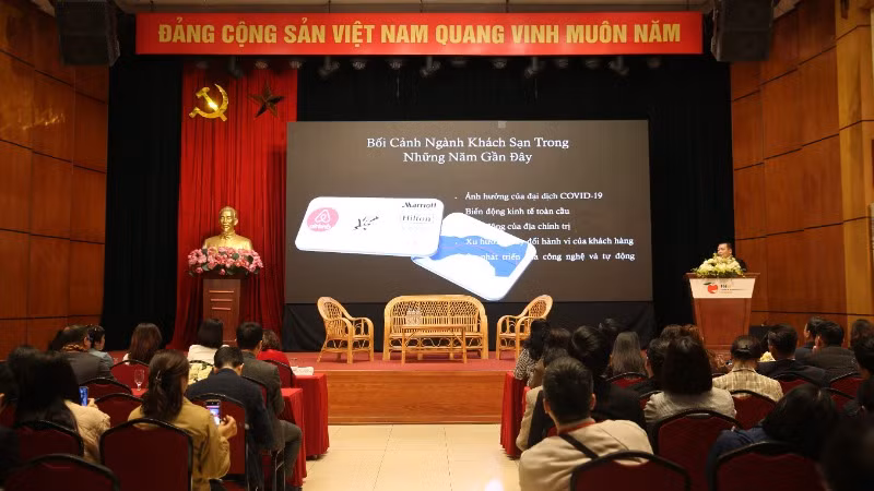 Các đại biểu tham dự hội thảo. (Ảnh: HÀ THANH)