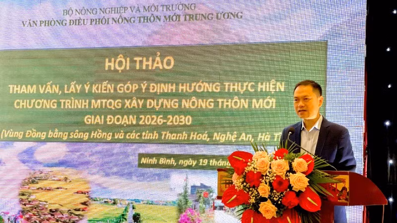 Đồng chí Ngô Trường Sơn, Chánh Văn phòng Điều phối nông thôn mới Trung ương phát biểu tại Hội thảo. Đồng chí Ngô Trường Sơn, Chánh Văn phòng Điều phối nông thôn mới Trung ương phát biểu tại Hội thảo.