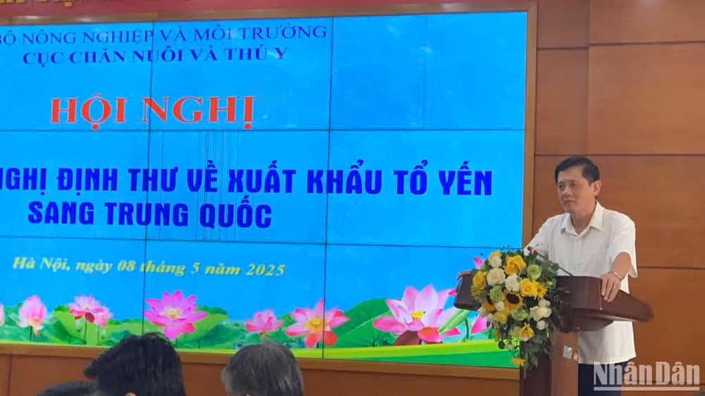 Ông Dương Tất Thắng, Cục trưởng Cục Chăn nuôi và Thú y, nhấn mạnh cần phát triển thị trường gắn với đổi mới công nghệ và đa dạng hóa sản phẩm. Ông Dương Tất Thắng, Cục trưởng Cục Chăn nuôi và Thú y, nhấn mạnh cần phát triển thị trường gắn với đổi mới công nghệ và đa dạng hóa sản phẩm.