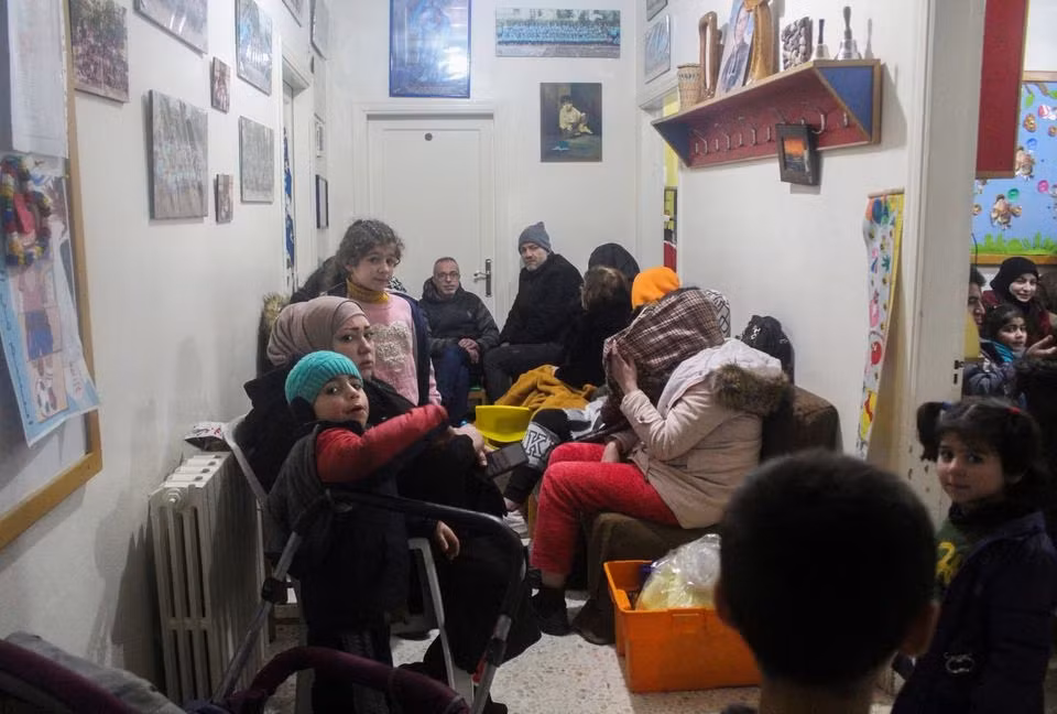 Nơi tạm trú của người dân tại Aleppo, Syria sau khi xảy ra động đất. (Ảnh: Reuters) Nơi tạm trú của người dân tại Aleppo, Syria sau khi xảy ra động đất. (Ảnh: Reuters)