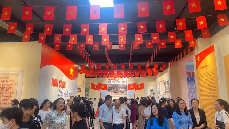 Trưng bày “Non sông liền một dải”mở cửa phục vụ công chúng từ ngày 22/4 đến tháng 8/2025.