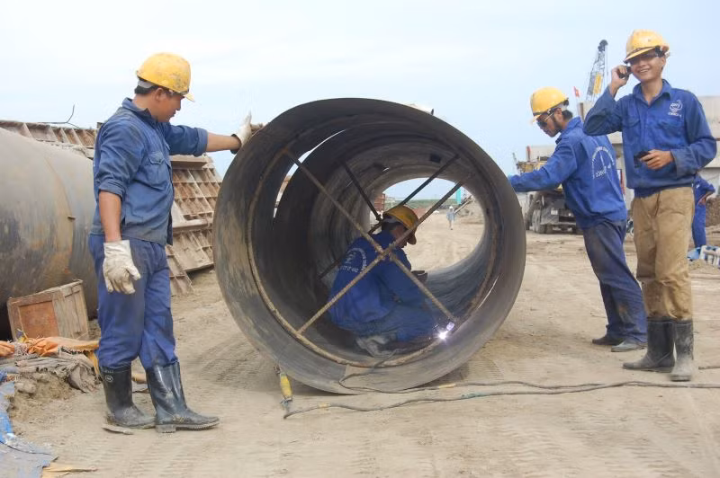 Trường hợp nhà thầu giảm giá khoảng 10% thì cũng không quá lo ngại, nhưng giảm giá bất thường tới vài chục phần trăm là điều hết sức nguy hiểm.