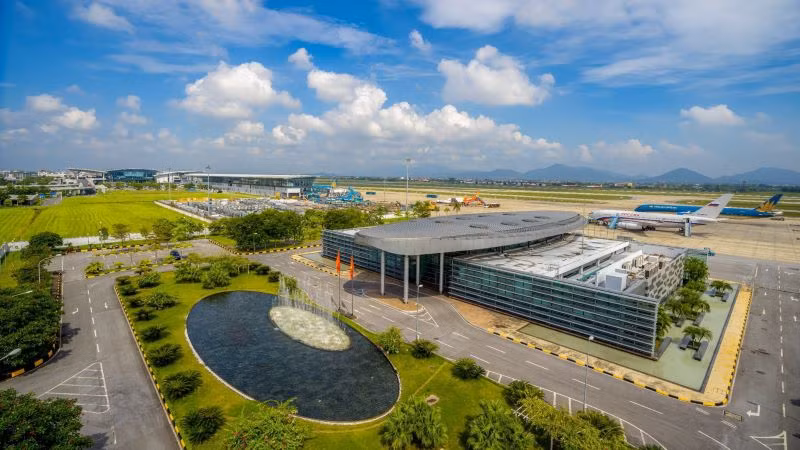 Kết quả bình chọn này tiếp tục góp phần khẳng định vị thế và uy tín cửa ngõ hàng không quốc tế quan trọng của Thủ đô Hà Nội. Kết quả bình chọn này tiếp tục góp phần khẳng định vị thế và uy tín cửa ngõ hàng không quốc tế quan trọng của Thủ đô Hà Nội.