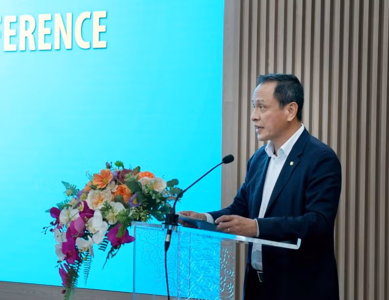 Tổng Giám đốc Vietnam Airlines Lê Hồng Hà phát biểu.