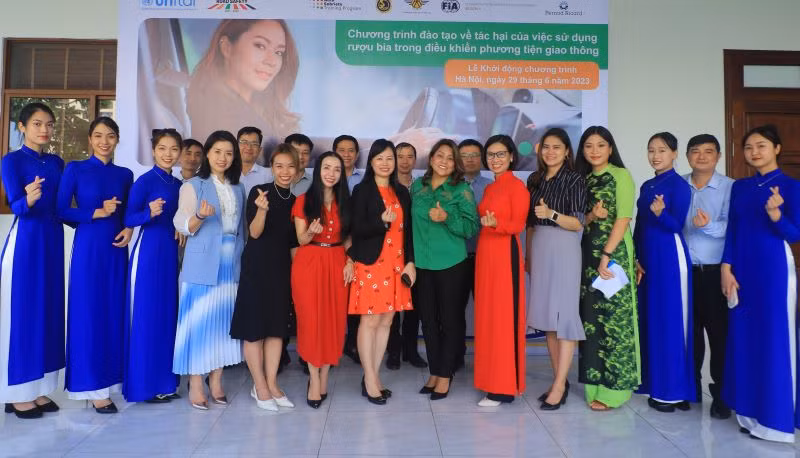 Chương trình đào tạo năm 2023 sẽ được thí điểm tại ba thành phố lớn, bao gồm Hà Nội, Đà Nẵng và Thành phố Hồ Chí Minh. Chương trình đào tạo năm 2023 sẽ được thí điểm tại ba thành phố lớn, bao gồm Hà Nội, Đà Nẵng và Thành phố Hồ Chí Minh.