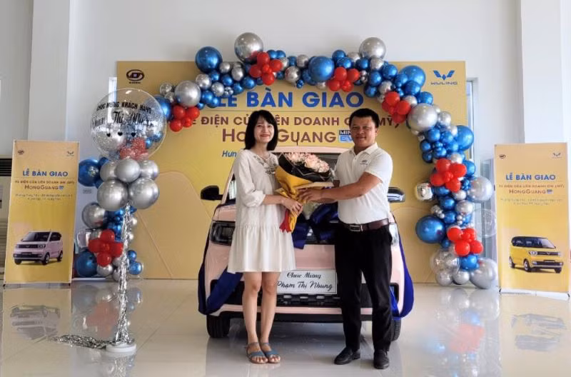 TMT Motors đã nỗ lực để bàn giao những chiếc xe điện của liên doanh GM (Mỹ) - HongGuang MiniEV sớm nhất tới khách hàng, bảo đảm cam kết giao xe trong tháng 9/2023. TMT Motors đã nỗ lực để bàn giao những chiếc xe điện của liên doanh GM (Mỹ) - HongGuang MiniEV sớm nhất tới khách hàng, bảo đảm cam kết giao xe trong tháng 9/2023.