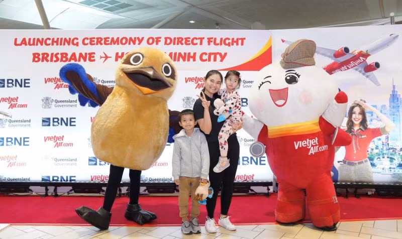 Đường bay từ Thành phố Hồ Chí Minh tới thành phố Brisbane là 1 trong 7 đường bay thẳng từ Việt Nam tới Australia của Vietjet.