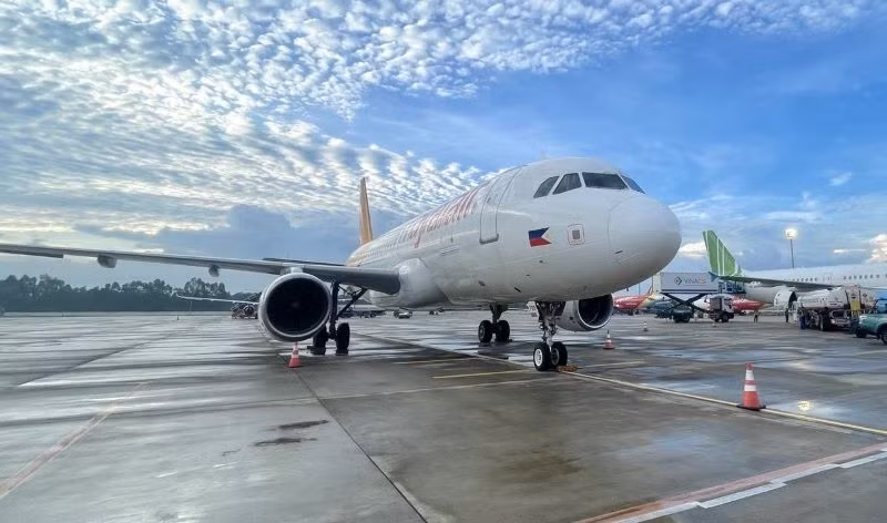 Thời điểm hiện tại, bay nội địa chưa thể có lãi trong bối cảnh mặt bằng các chi phí đầu vào hiện tại và cơ chế giá trần vé máy bay nội địa đang được áp dụng. Thời điểm hiện tại, bay nội địa chưa thể có lãi trong bối cảnh mặt bằng các chi phí đầu vào hiện tại và cơ chế giá trần vé máy bay nội địa đang được áp dụng.