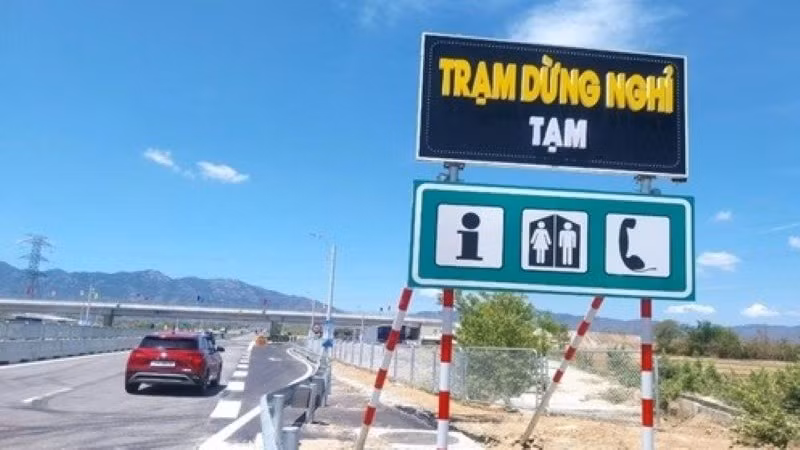 Trạm dừng nghỉ tạm Cam Lâm-Vĩnh Hảo. Trạm dừng nghỉ tạm Cam Lâm-Vĩnh Hảo.
