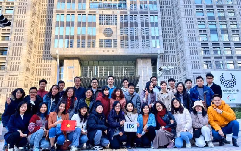 Các học viên JDS khóa 21 tại Nhật Bản.