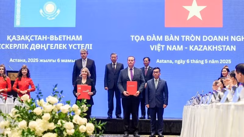 Vietjet Qazaqstan dự kiến sẽ khai thác ít nhất 20 tàu bay Boeing 737, mở rộng mạnh mẽ mạng bay nội địa và quốc tế.
