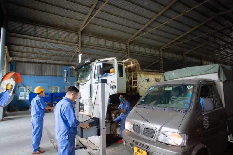 Đến nay, cả nước đã có 274/292 trung tâm đăng kiểm (tương đương 94%), với 447/542 dây chuyền kiểm định đang hoạt động.