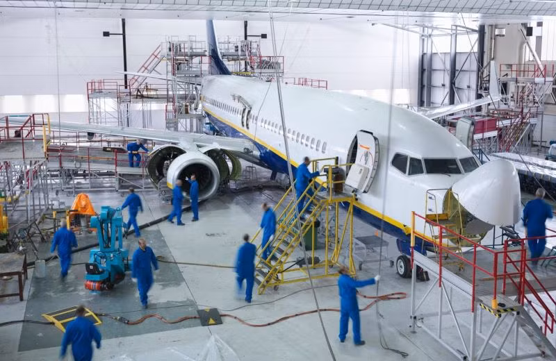Một cơ sở lắp ráp, sản xuất máy bay của Boeing. Một cơ sở lắp ráp, sản xuất máy bay của Boeing.