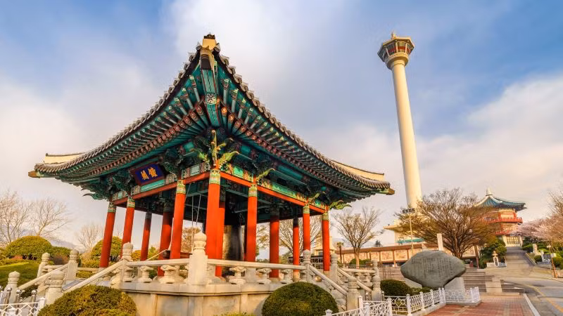 Hãng Vietjet cũng tăng chuyến bay trên các đường bay Hà Nội-Busan (Hàn Quốc) lên 14 chuyến khứ hồi/ tuần. Hãng Vietjet cũng tăng chuyến bay trên các đường bay Hà Nội-Busan (Hàn Quốc) lên 14 chuyến khứ hồi/ tuần.