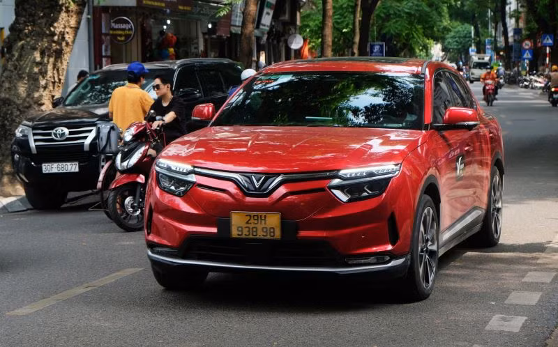 Sau giai đoạn đầu, xe điện cho thấy hiệu quả kinh doanh rõ rệt về chi phí nhiên liệu, giảm hư hỏng và tiết kiệm chi phí bảo dưỡng, sửa chữa. Sau giai đoạn đầu, xe điện cho thấy hiệu quả kinh doanh rõ rệt về chi phí nhiên liệu, giảm hư hỏng và tiết kiệm chi phí bảo dưỡng, sửa chữa.