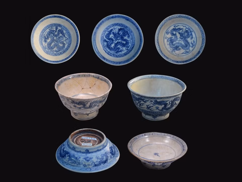 Nhóm hiện vật bát đĩa thời Lê. Nhóm hiện vật bát đĩa thời Lê.