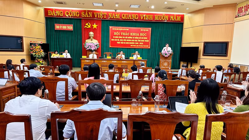 Quang cảnh buổi hội thảo
