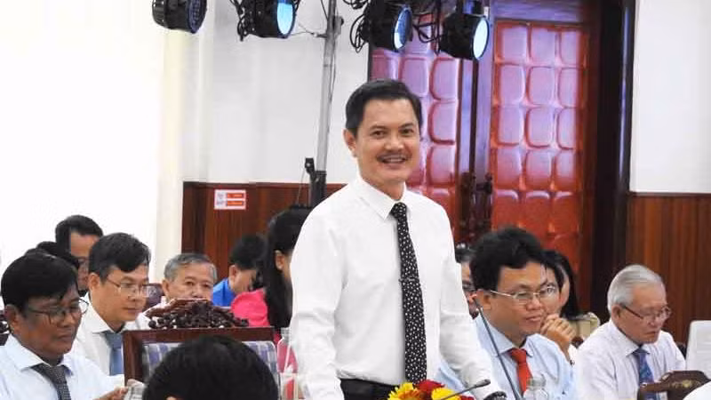 PGS,TS Nguyễn Tất Toàn, Hiệu trưởng Trường đại học Nông lâm Thành phố Hồ Chí Minh phát biểu tại buổi lễ. (Ảnh: NGUYỄN TRUNG)