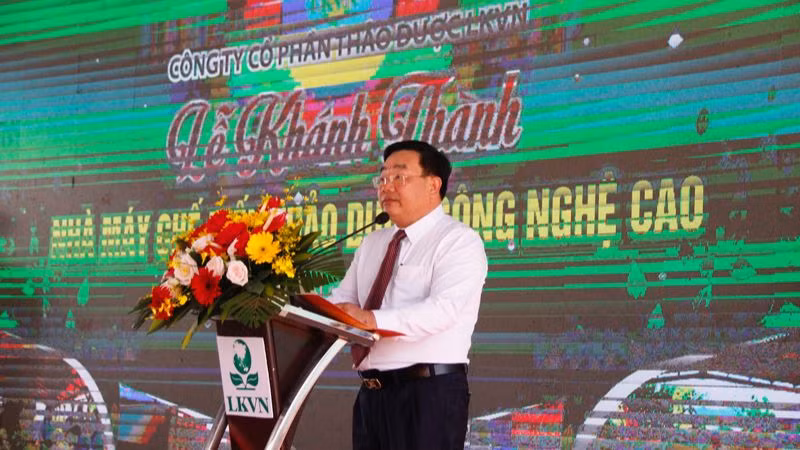 Phó Chủ tịch Ủy ban nhân dân tỉnh Ninh Thuận Trịnh Minh Hoàng phát biểu tại buổi lễ Phó Chủ tịch Ủy ban nhân dân tỉnh Ninh Thuận Trịnh Minh Hoàng phát biểu tại buổi lễ