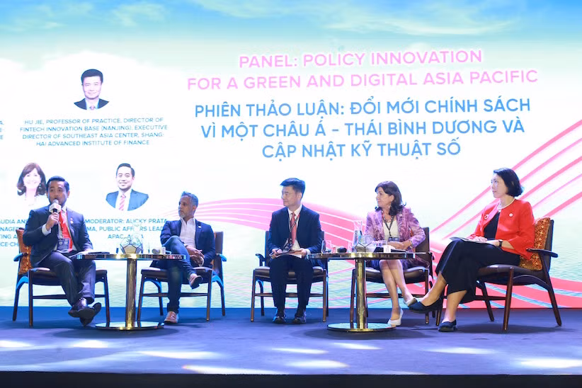 Các đại biểu tham gia phiên thảo luận của Diễn đàn ACCA châu Á-Thái Bình Dương.