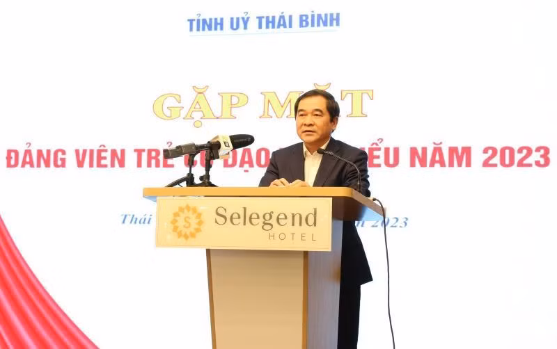 Phó Bí thư Thường trực Tỉnh ủy Thái Bình Nguyễn Tiến Thành đánh giá cao các hoạt động hiệu quả của đội ngũ đảng viên trẻ có đạo trong thời gian qua tại địa phương. (Ảnh Đào Quyên)