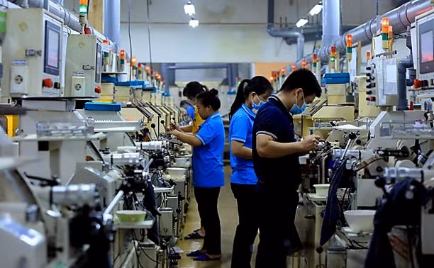 Giá trị tăng thêm toàn ngành công nghiệp quý I/2024 tăng 6,18% so cùng kỳ năm trước. Nguồn: TTXVN Giá trị tăng thêm toàn ngành công nghiệp quý I/2024 tăng 6,18% so cùng kỳ năm trước. Nguồn: TTXVN