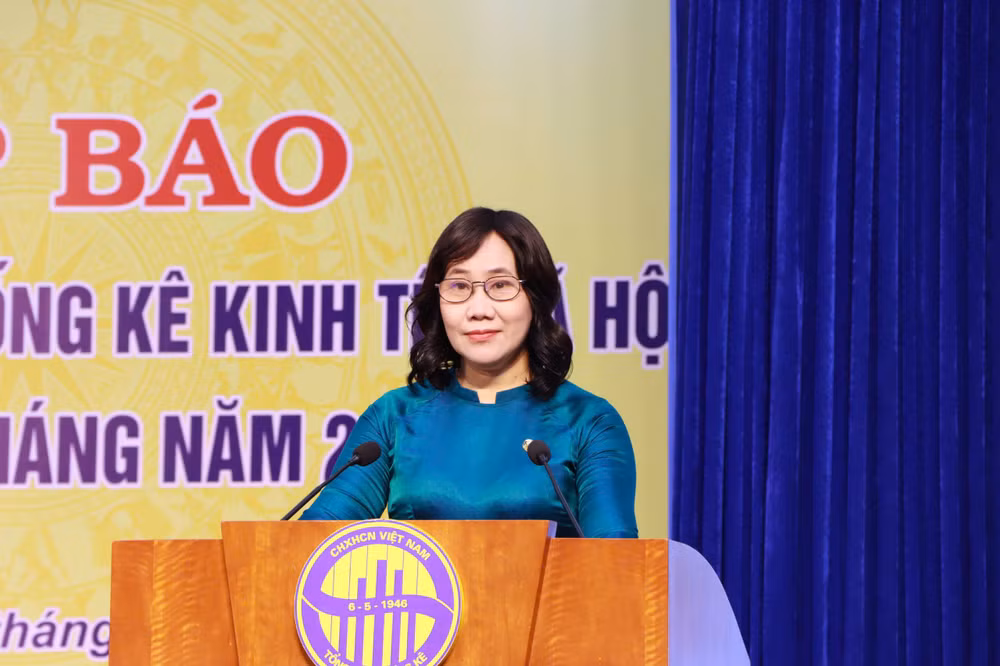 Tổng cục trưởng Thống kê NGUYỄN THỊ HƯƠNG Tổng cục trưởng Thống kê NGUYỄN THỊ HƯƠNG