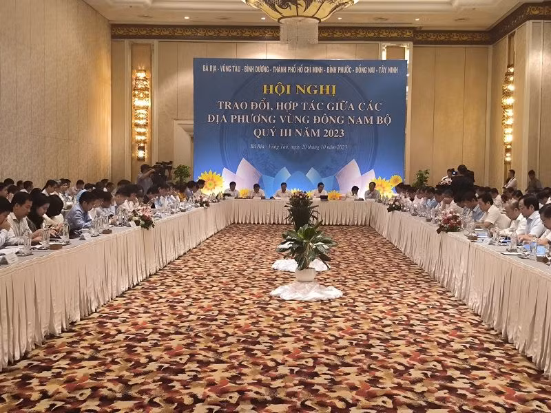 Toàn cảnh Hội nghị Trao đổi hợp tác giữa các địa phương vùng Đông Nam Bộ quý III/2023.