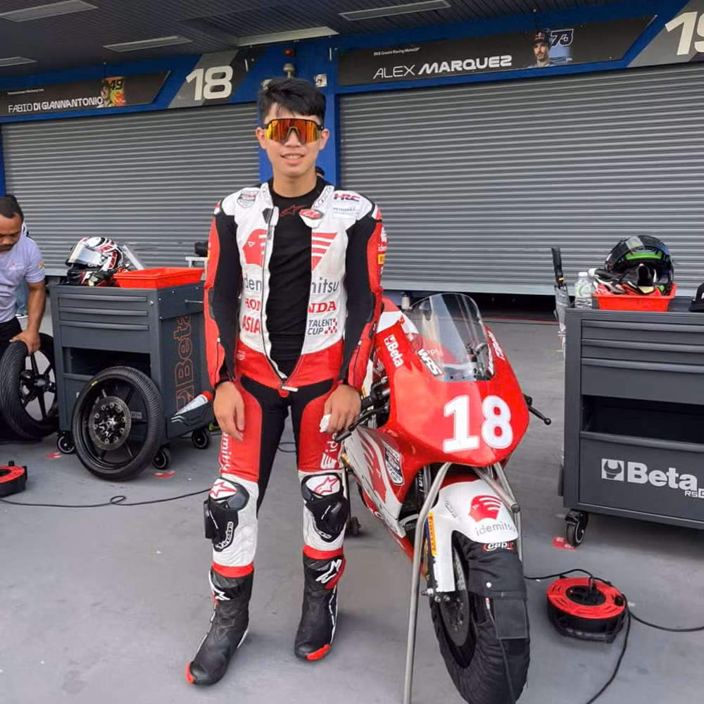 Tay đua trẻ Nguyễn Hữu Trí của Honda Racing Vietnam. Tay đua trẻ Nguyễn Hữu Trí của Honda Racing Vietnam.