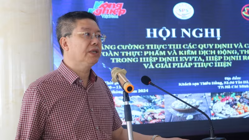 Ông Lê Thanh Hòa, Giám đốc Văn phòng SPS Việt Nam phát biểu khai mạc hội nghị