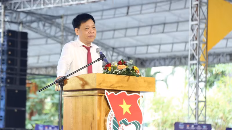Tiến sĩ Lê Quốc Cường, Phó Trưởng Ban Quản lý Khu Công nghệ cao Thành phố Hồ Chí Minh phát biểu tại cuộc thi.