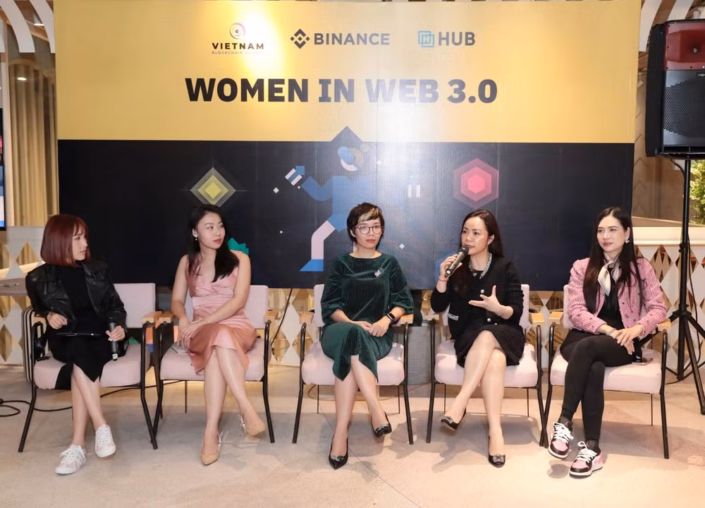 Phụ nữ có thể thu hẹp khoảng cách về giới trong ngành công nghệ nhờ đón đầu công nghệ Web 3.0.